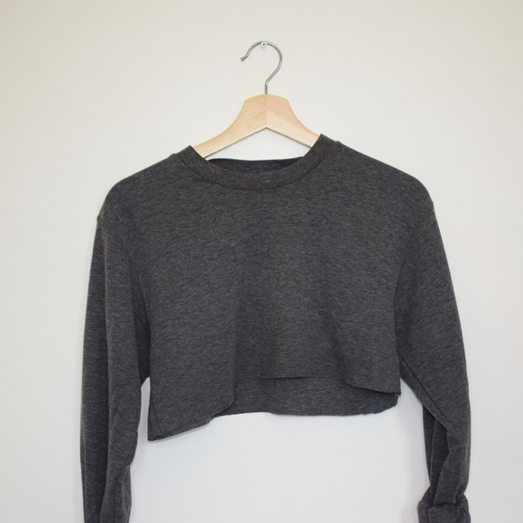 Cropped Heather Grey Sweater - Picture 2 of 3
